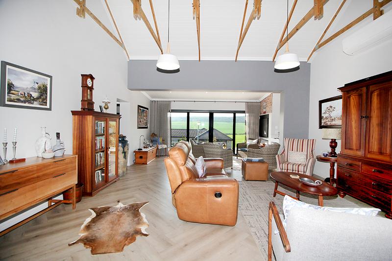 3 Bedroom Property for Sale in Reebok Western Cape